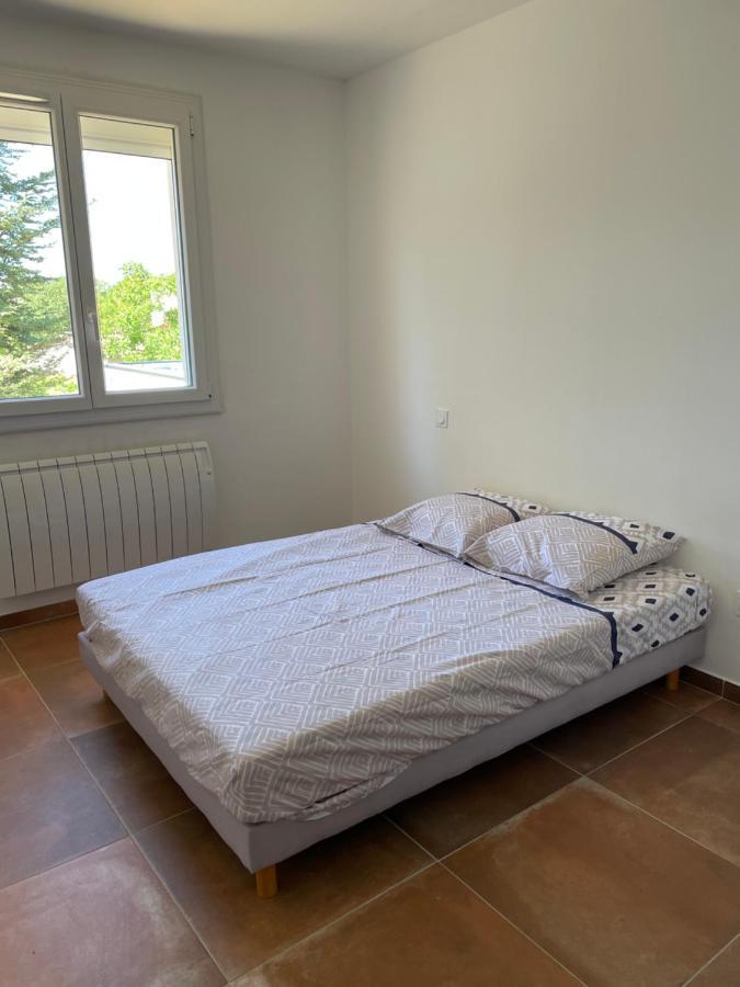 Gite Le Ruby Saint Julien Les Rosiers Экстерьер фото